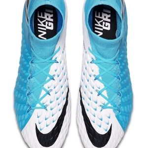 Nike Hypervenom Phantom 3 DF SG Pro ACC Soccer